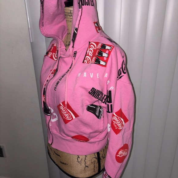 Coca-Cola Pink Graphic Hoodie Full Zip Fleece Official Merchandise Size M - Picture 16 of 16
